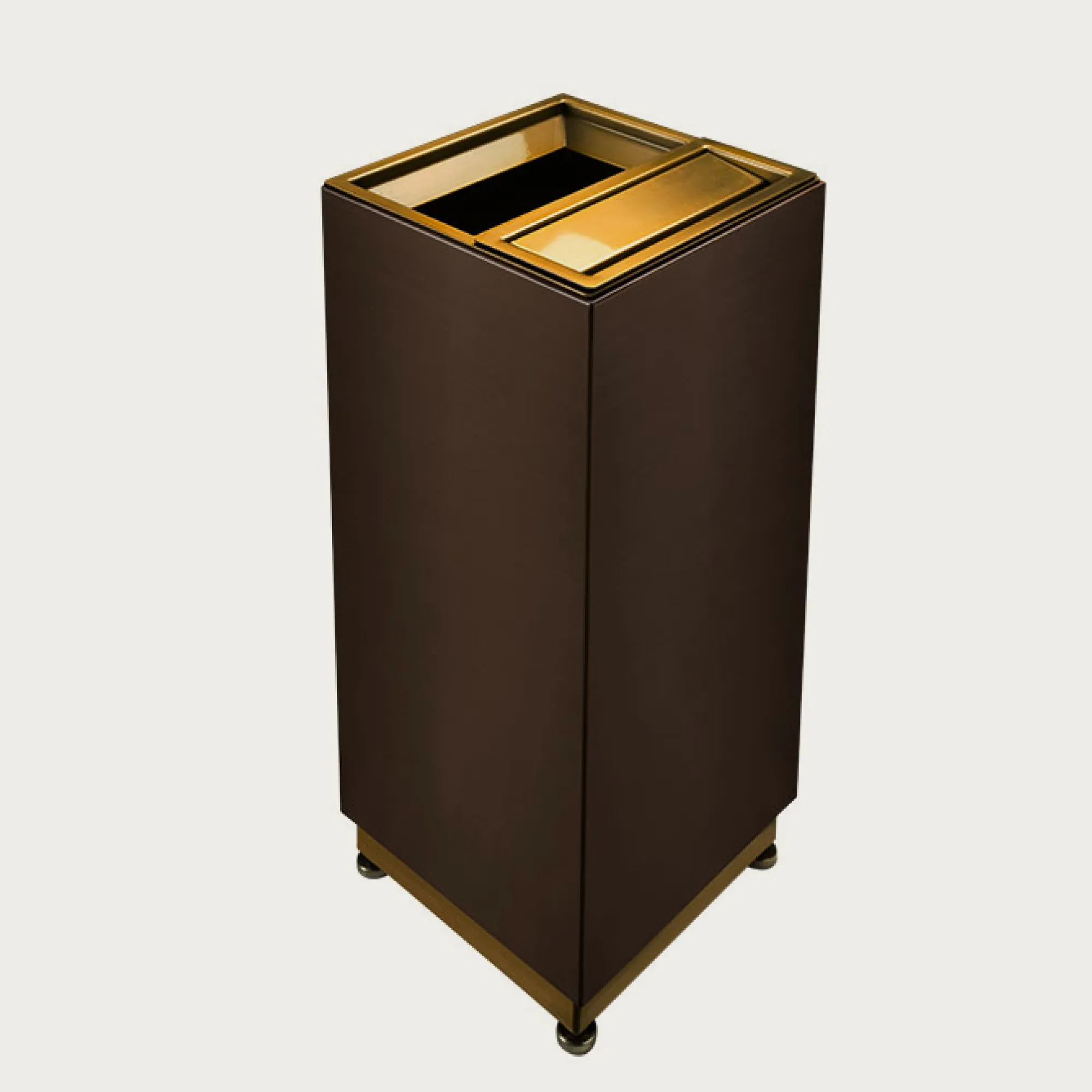 Straight Edge Ash Trash Metal Sq.